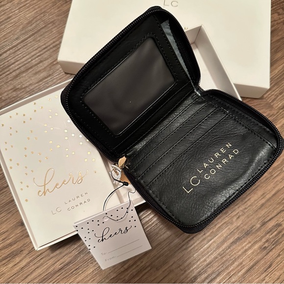 Lauren Conrad Sally Heart Wallet - Picture 3 of 4